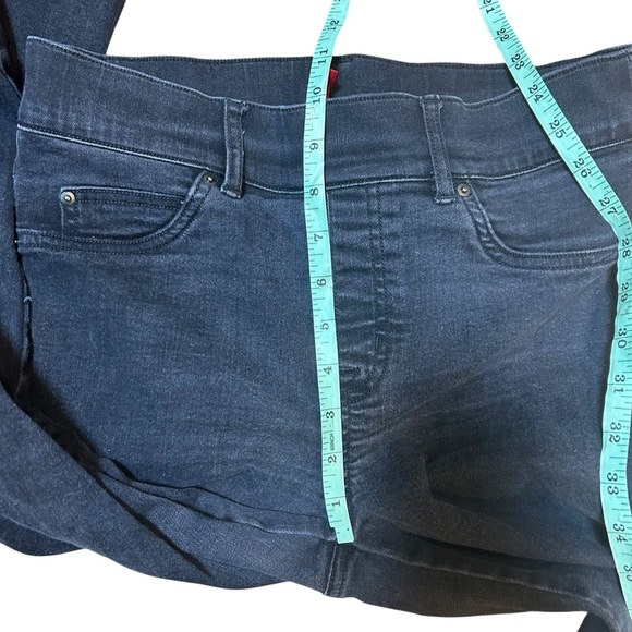 Spanx SPANXshape EveryWear black pull on Flare Jeans size medium petite 20326q - Picture 7 of 8